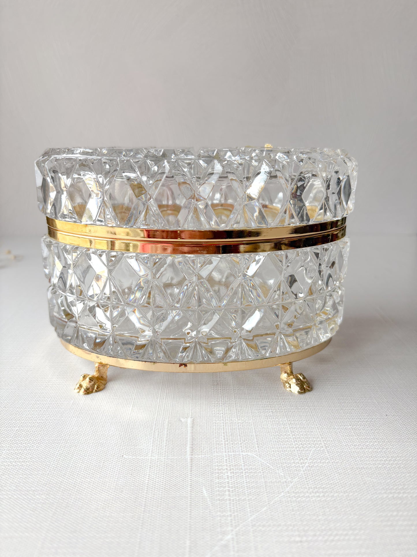 Crystal box