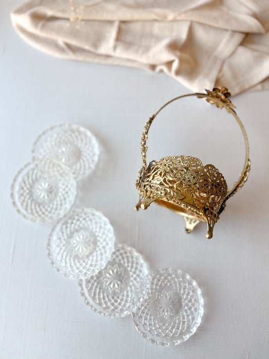 Filigree coaster set