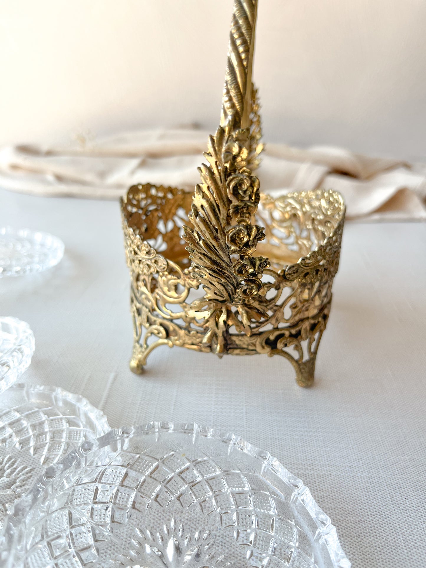 Filigree coaster set