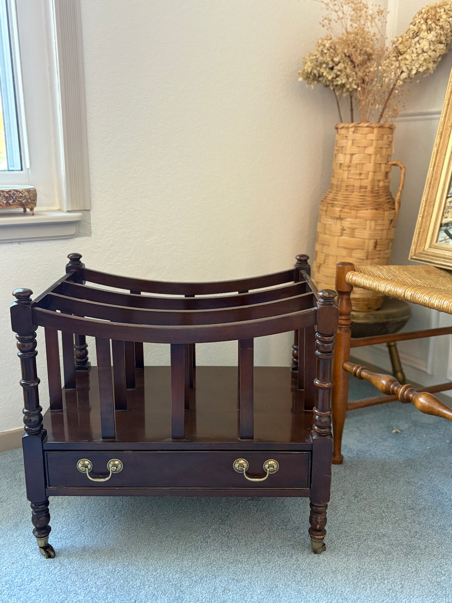 Vintage Ethan Allen organizer