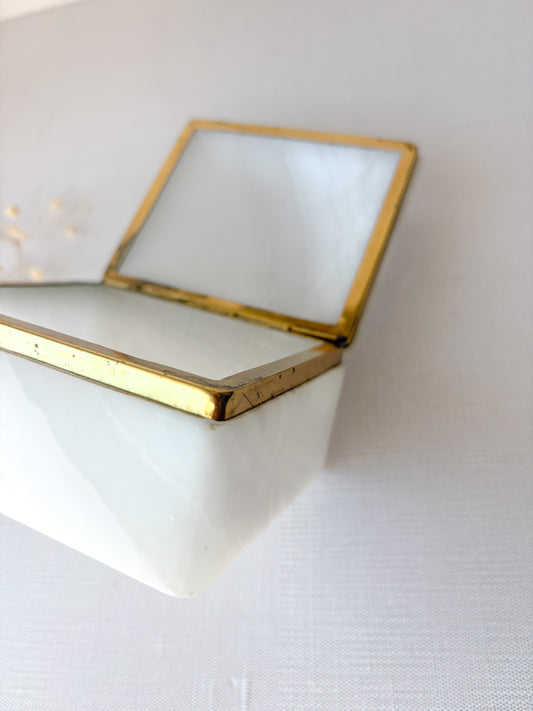 Alabaster box