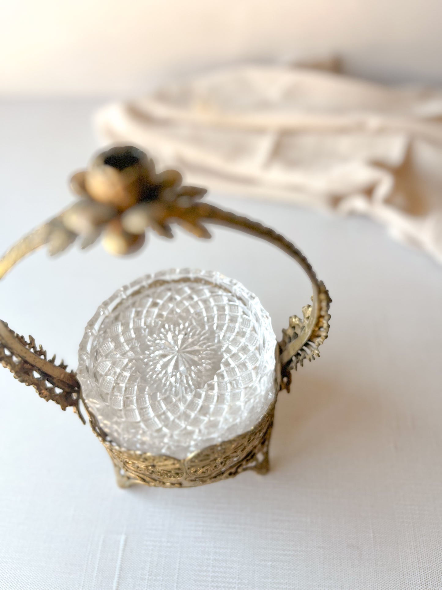 Filigree coaster set