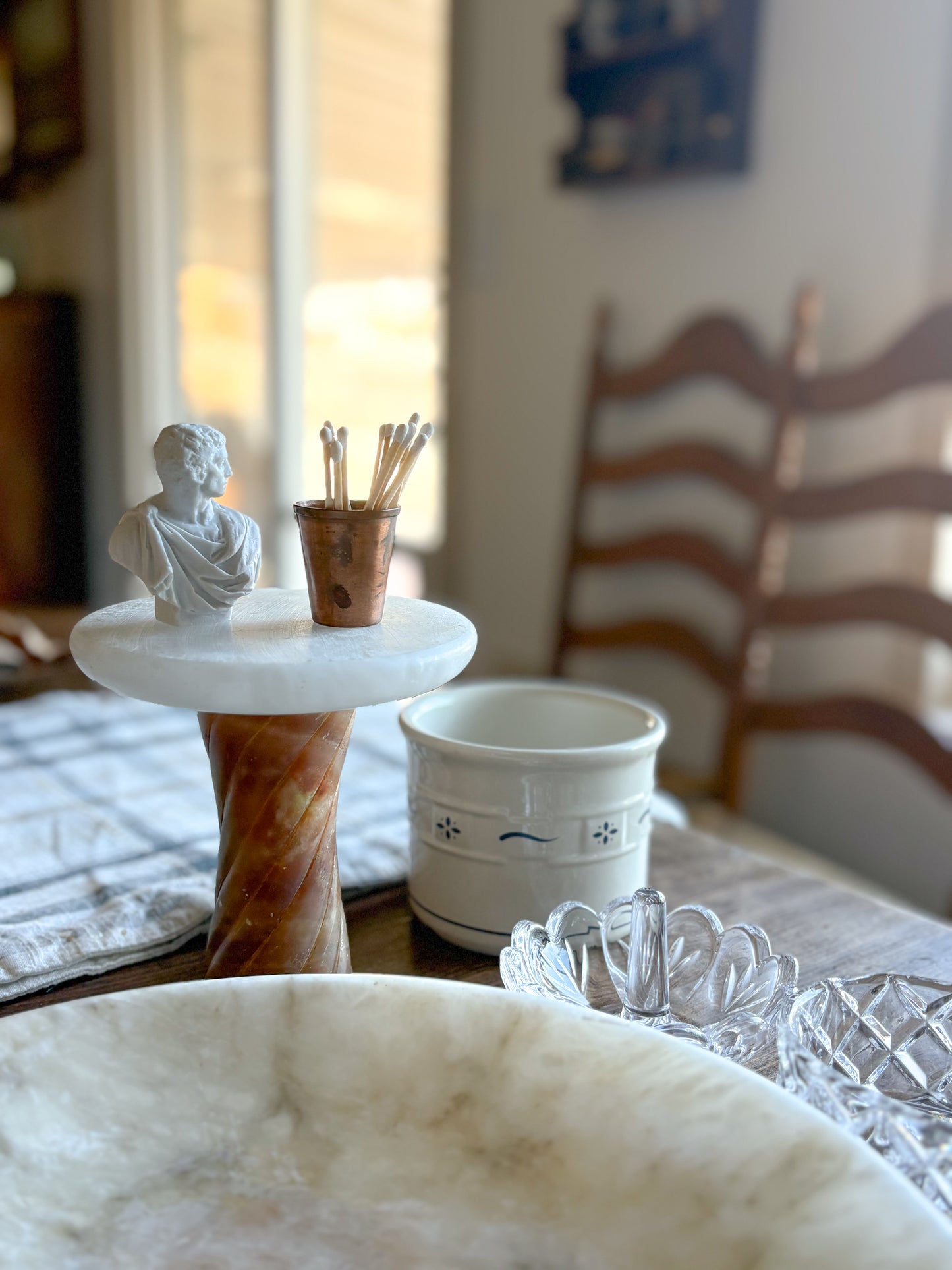 Alabaster pedestal