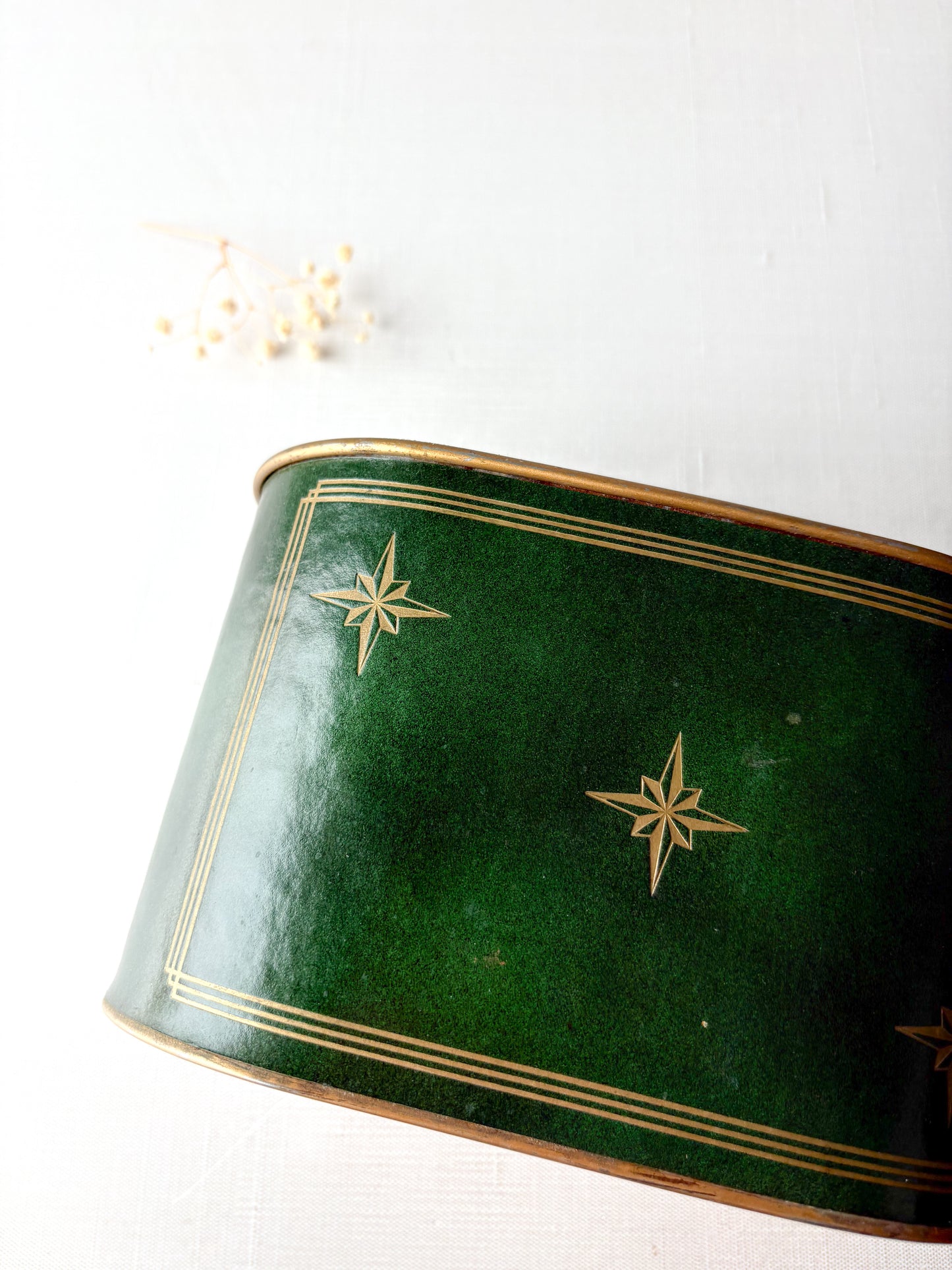 Leather tea caddy