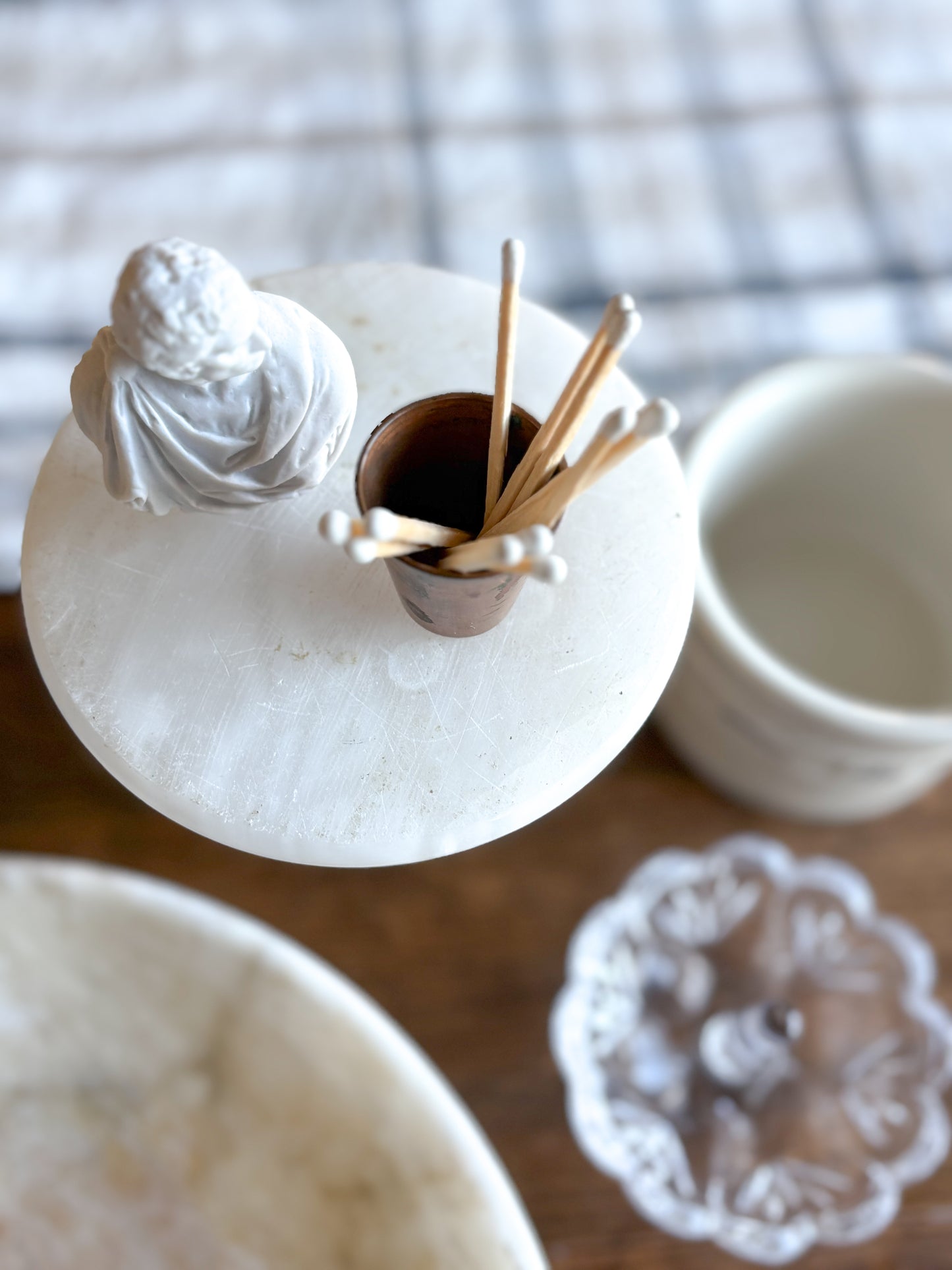 Alabaster pedestal